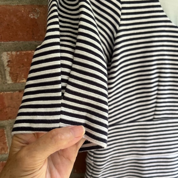 Ann Taylor Navy and White Striped Midi Dress size 0 - Picture 3 of 8
